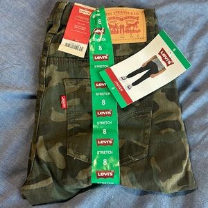 Boys Levi’s jogger size 8